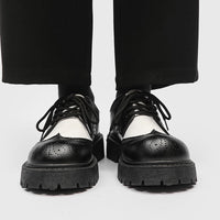 Black Carved Leather Shoes - Schuhe