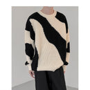 Cow Bump Sweater - Black / 2XL - sweater